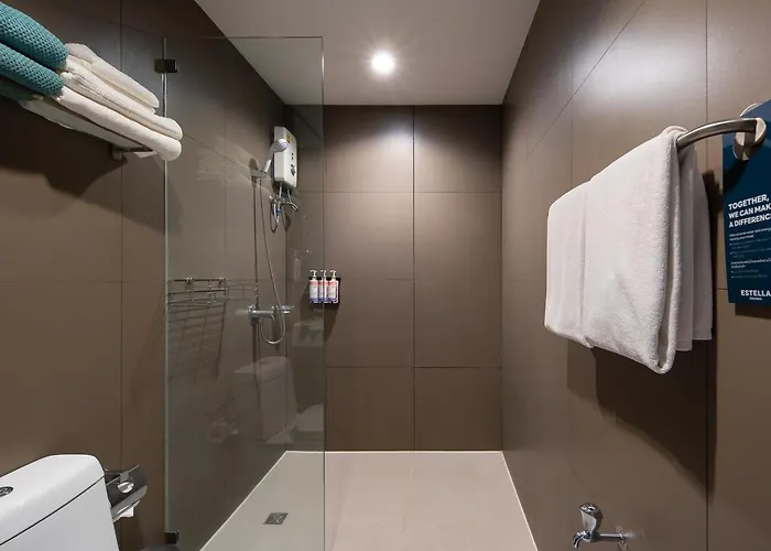 Wander - Ekkamai - Pool And Gym Floor, 500mbps, Full Kitchen 公寓 曼谷